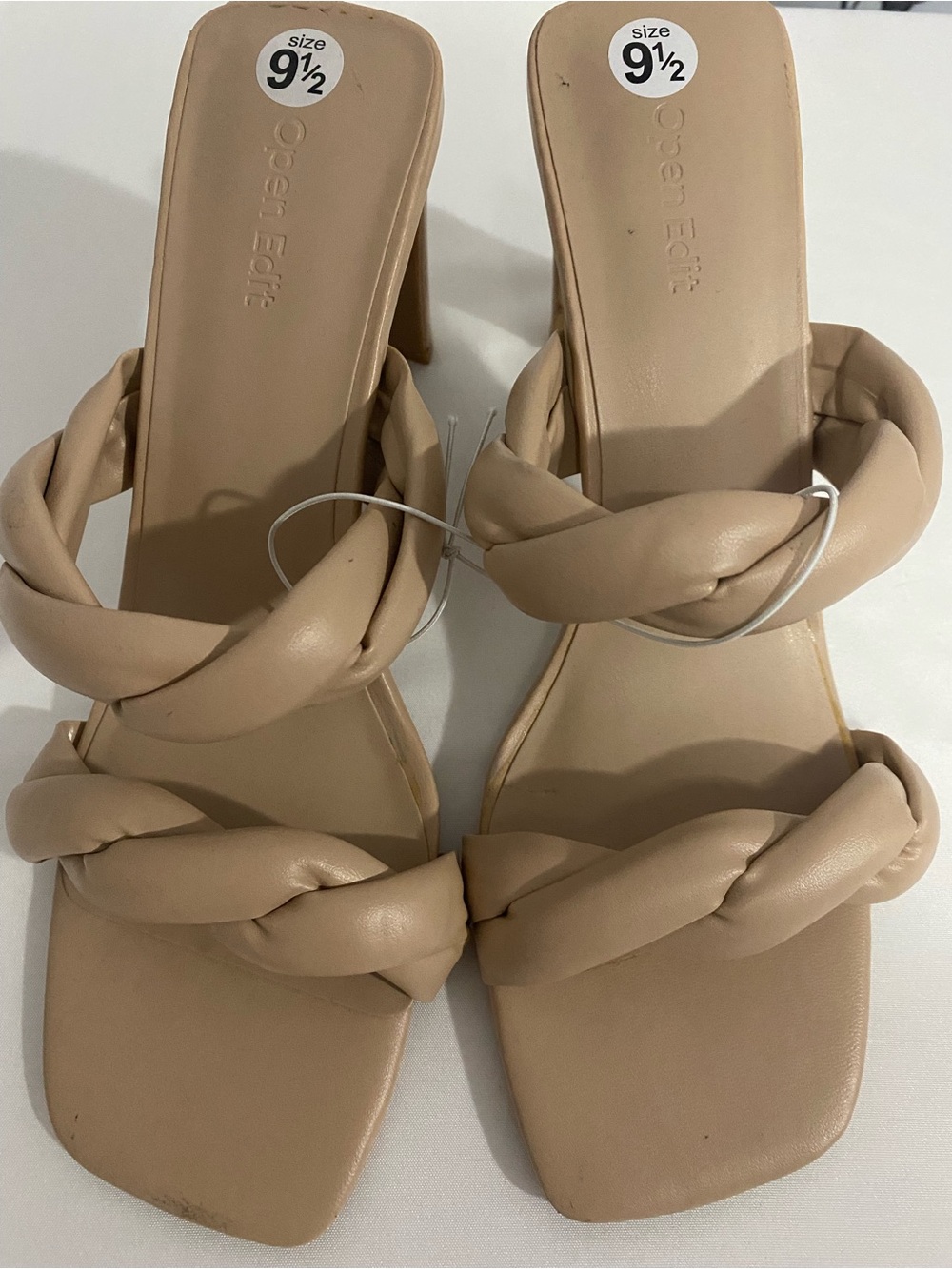 Women’s Nude Color Slip On Faux Leather Heels Sandals Size 9.5